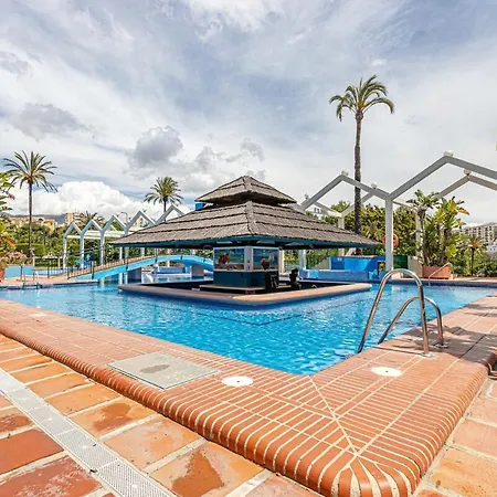 公寓 Benalbeach Excellent With Good Views