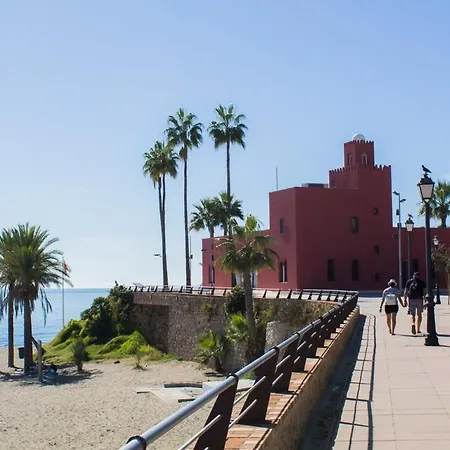 Апартаменти Benalbeach Excellent With Good Views *